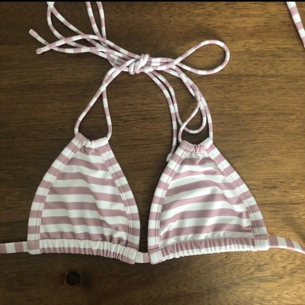 Montce Stripped Triangle Top